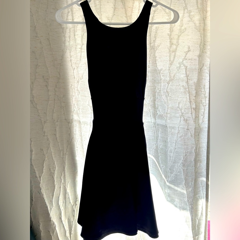 Lululemon dress. Black.
